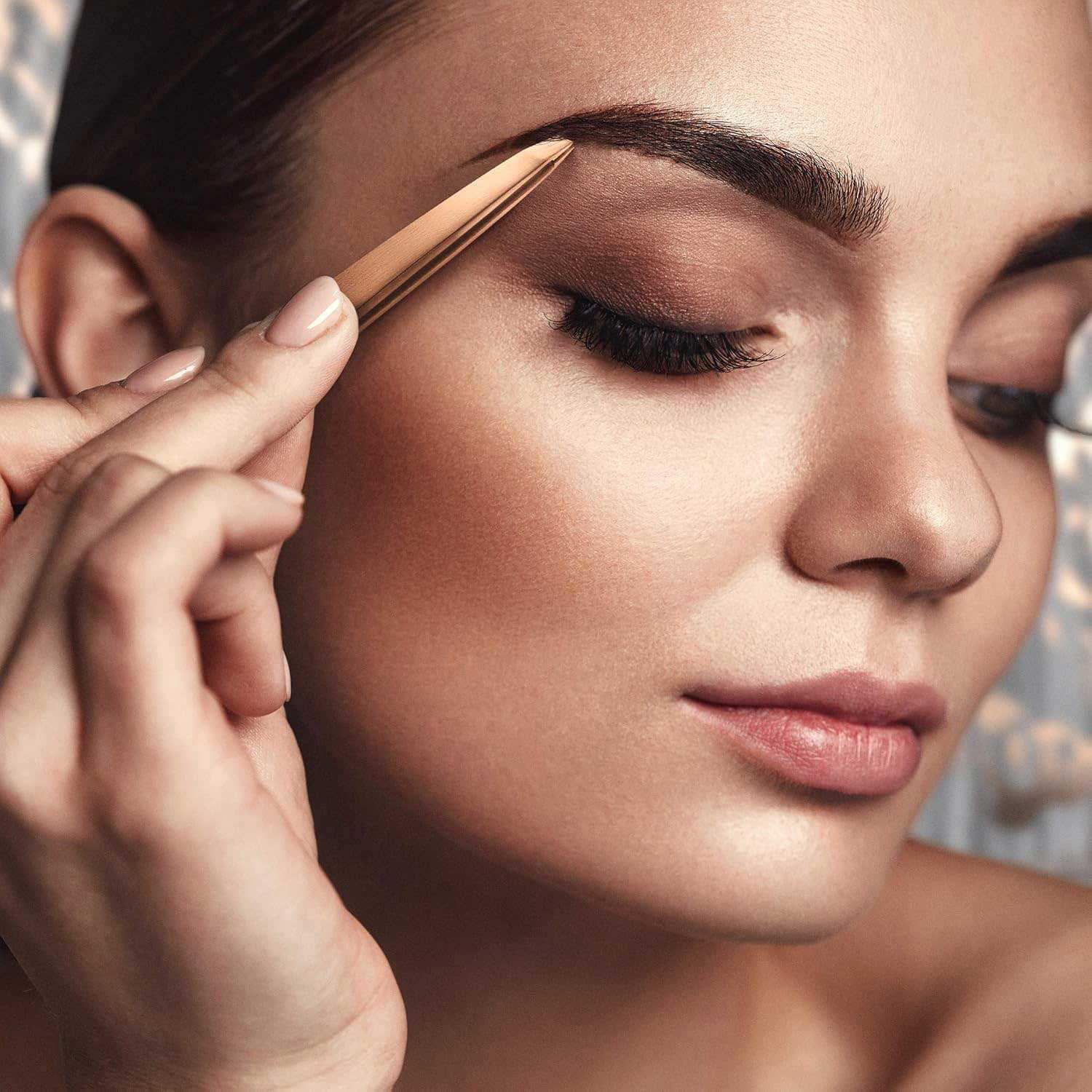 Professional Slant Tip Eyebrow Tweezers - Image 2